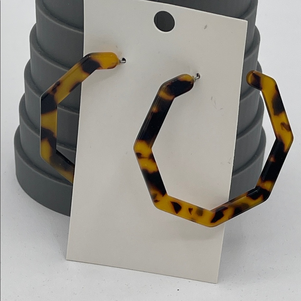 4.7.26-29 Tortoiseshell Octagon Hoop Earrings - Brown Acrylic